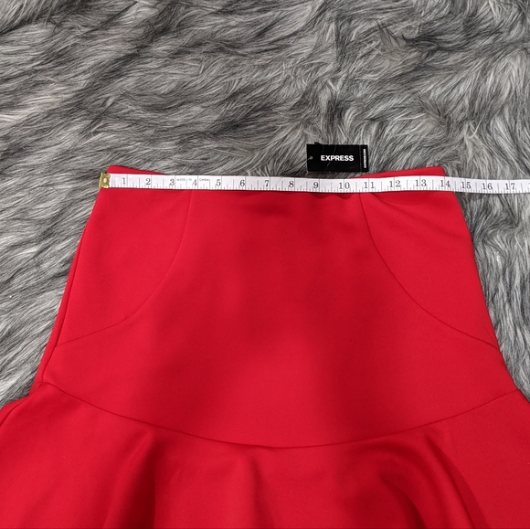 NWT Express red fluted skirt - Picture 6 of 6